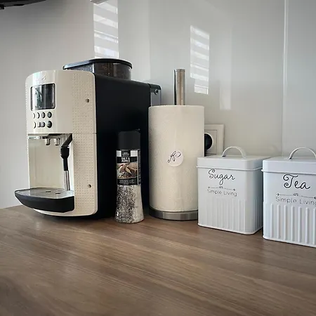 Ap 1 * צ'סטוצ'ובה